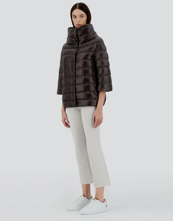Fashion Aminta Capes
